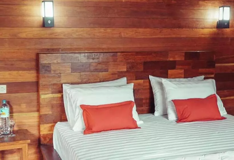 ホテル Madaira Villa Senggigi