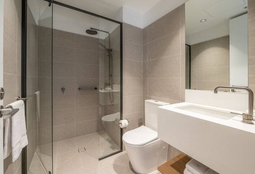 فندق Nesuto Docklands