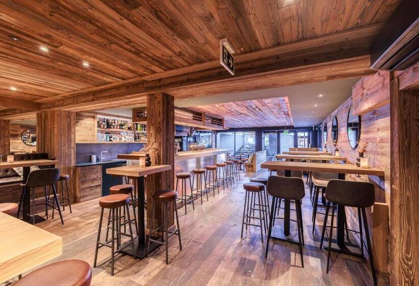 בית מלון כפרי No 8 Bed & Bar