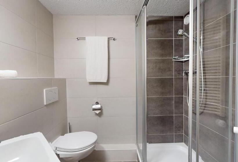 בית מלון כפרי No 8 Bed & Bar