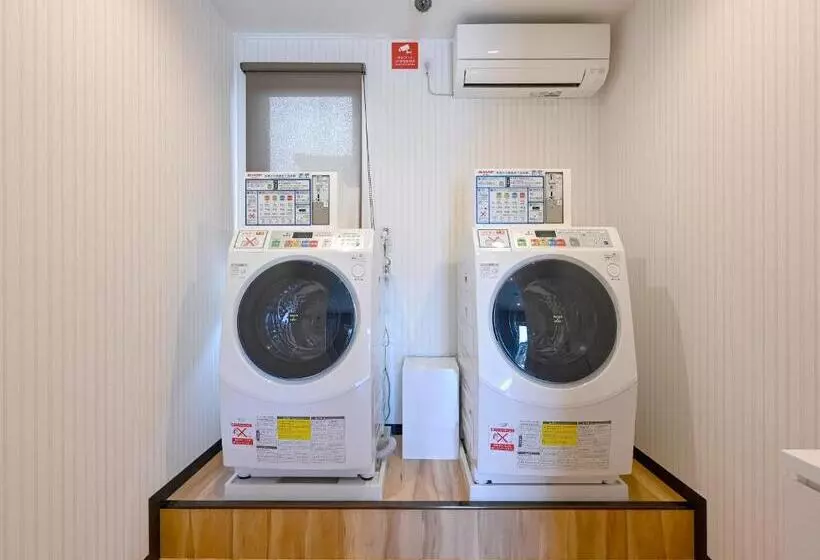 ホテル R9 The Yard Shikokuchuo