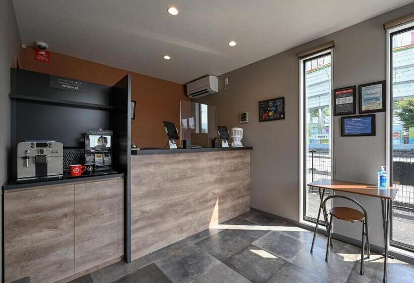 ホテル R9 The Yard Shikokuchuo