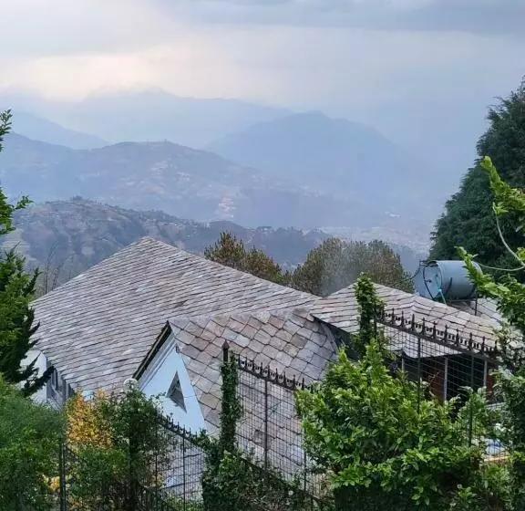 هتل Naldum Village Resort By The Edge Nagarkot
