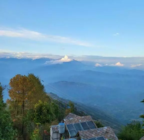 هتل Naldum Village Resort By The Edge Nagarkot