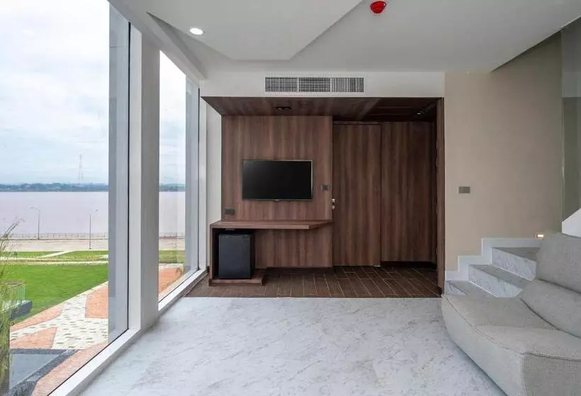 ホテル Vela Dhi Nakhon Phanom