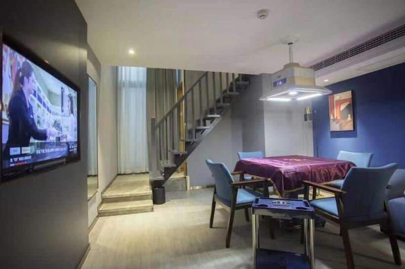 Lanou Hotel Jingzhou East Gate Of Ancient City Wanda Plaza