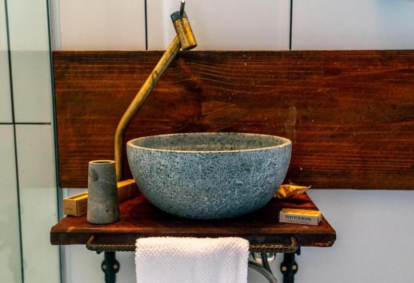 پانسیون Pousada Monttana   By Up