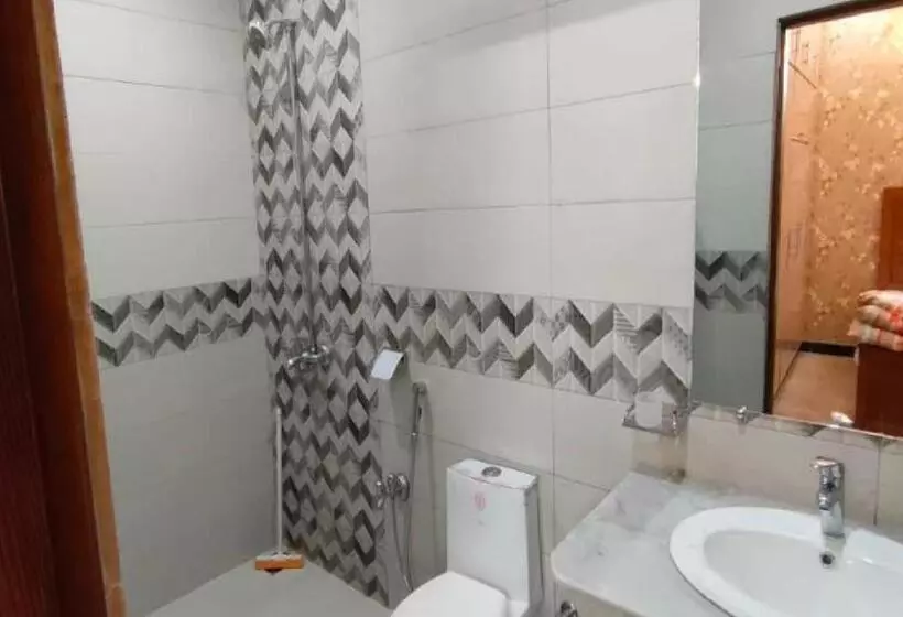پانسیون Fantasy Lodges Guest House Islamabad