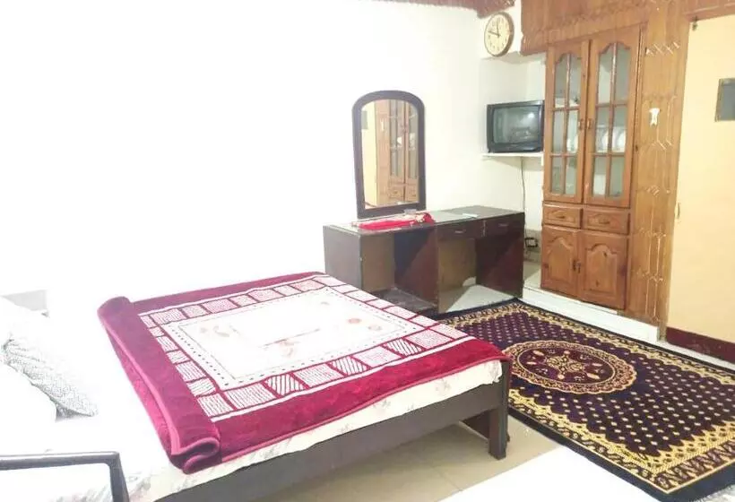 پانسیون Fantasy Lodges Guest House Islamabad
