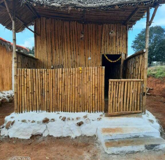 Resort Moongil Kudil