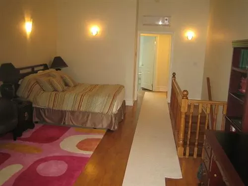 Clinton And Bloor B&b By Elevate Rooms