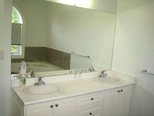 Clinton And Bloor B&b By Elevate Rooms