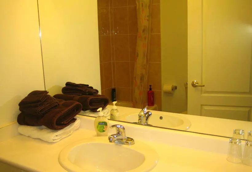 Clinton And Bloor B&b By Elevate Rooms