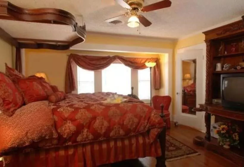 住宿加早餐  Beach Drive Inn