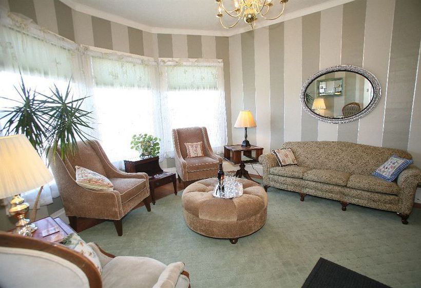 مبيت وإفطار Atrium - Garden Inn By The Sea