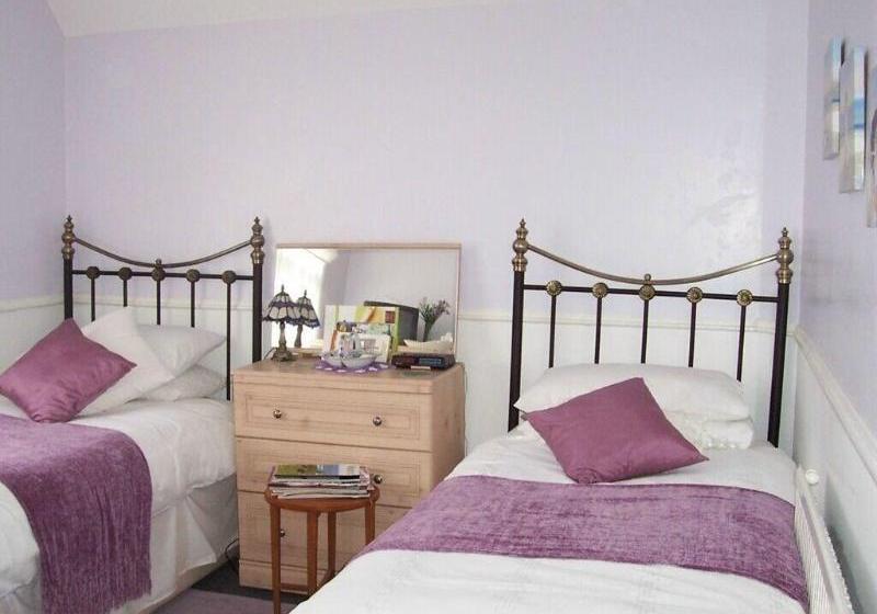 Bed and Breakfast Courtenay House