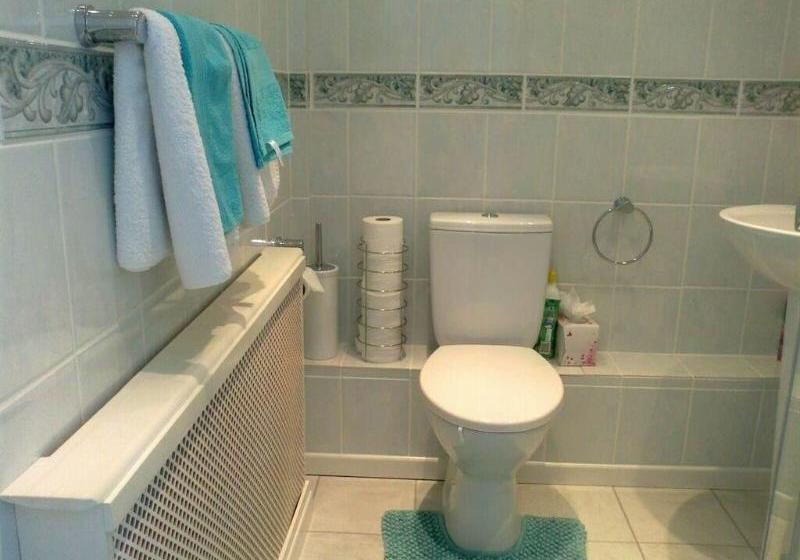 Bed and Breakfast Courtenay House