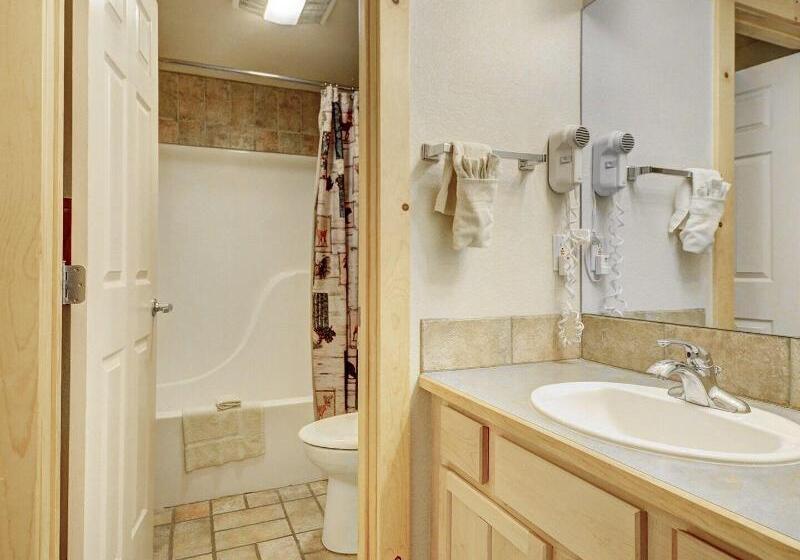 住宿加早餐  Eagle Fire Lodge & Cabins