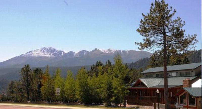 住宿加早餐  Eagle Fire Lodge & Cabins