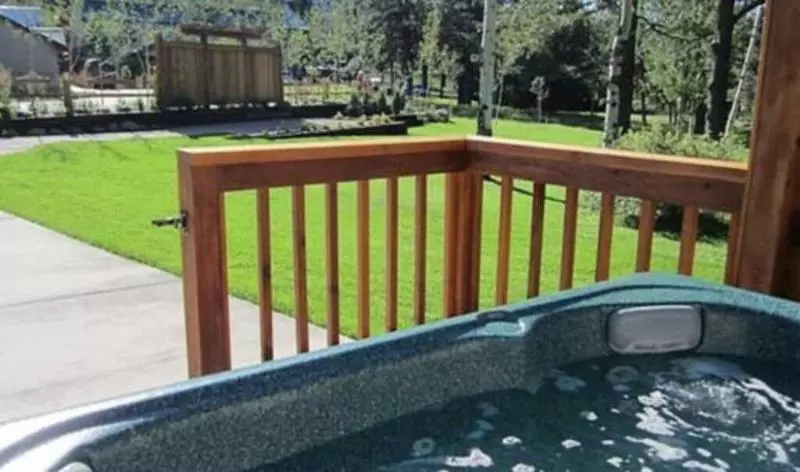 ベッドアンドブレックファースト Eagle Fire Lodge & Cabins