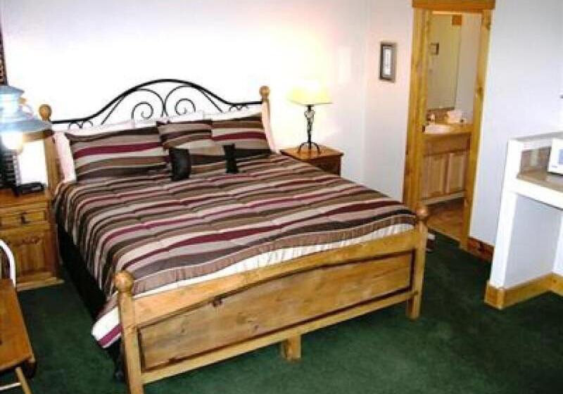 住宿加早餐  Eagle Fire Lodge & Cabins