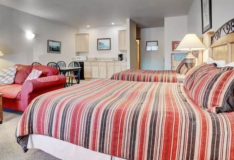 ベッドアンドブレックファースト Eagle Fire Lodge & Cabins