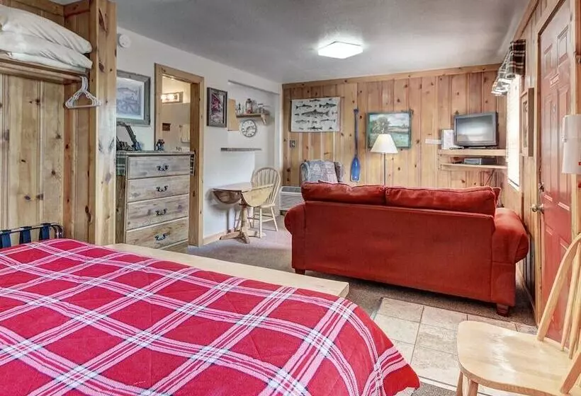 ベッドアンドブレックファースト Eagle Fire Lodge & Cabins