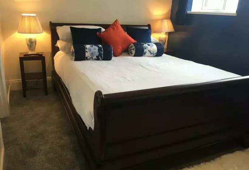 Bed and Breakfast Earlston House