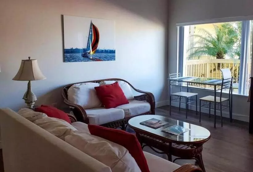 Aamiaismajoitus (B&B) Inn At Camachee Harbor