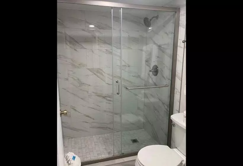 Aamiaismajoitus (B&B) Inn At Camachee Harbor