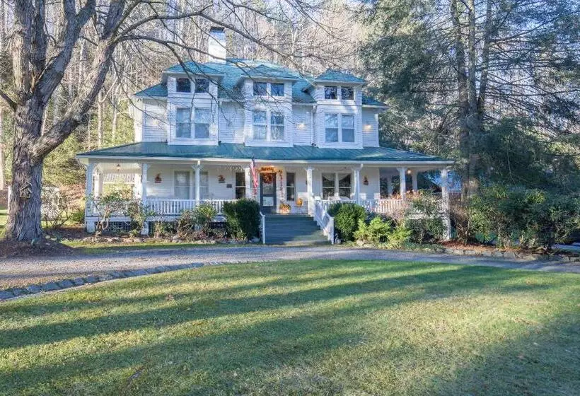 민박 Taylor House Inn