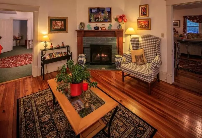 민박 Taylor House Inn