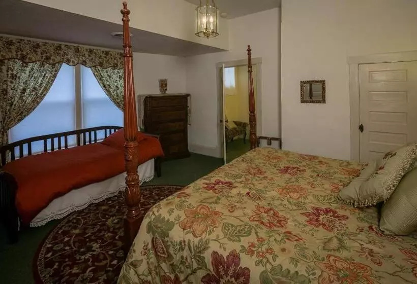 민박 Taylor House Inn