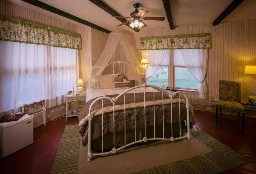 민박 Taylor House Inn