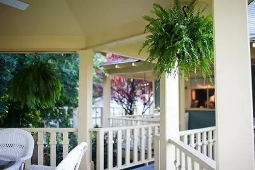 Bed and Breakfast The Hale House Inn