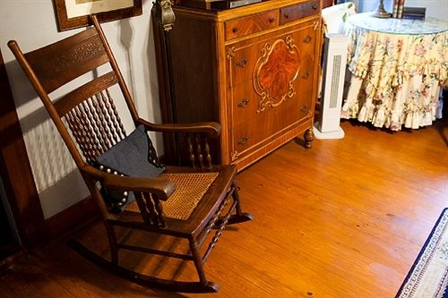 ベッドアンドブレックファースト The Hale House Inn