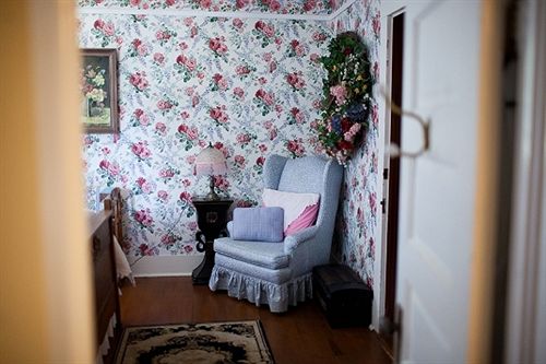 ベッドアンドブレックファースト The Hale House Inn