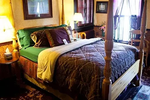 Bed and Breakfast The Hale House Inn