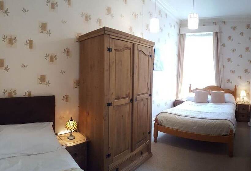 민박 The Harbour Lights