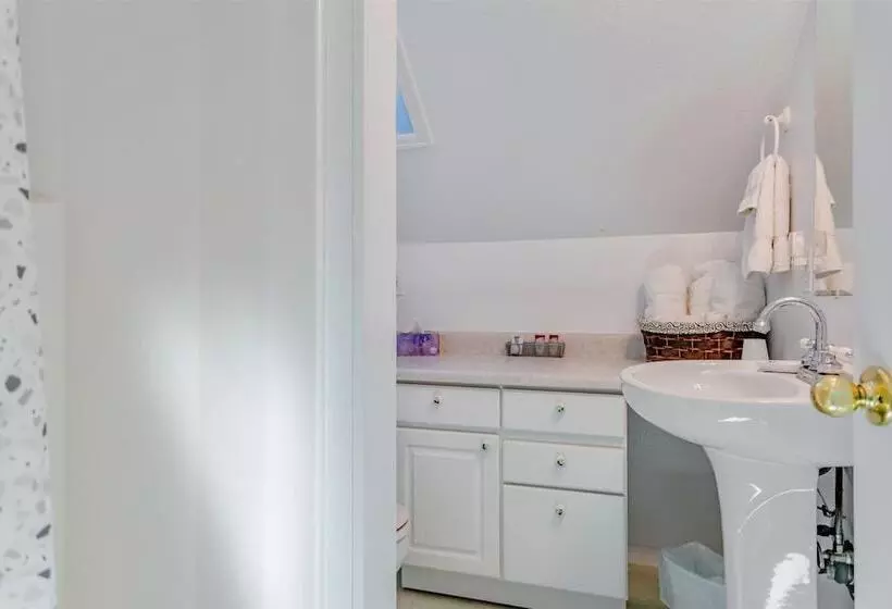 Bed and Breakfast The Silk Pincushion