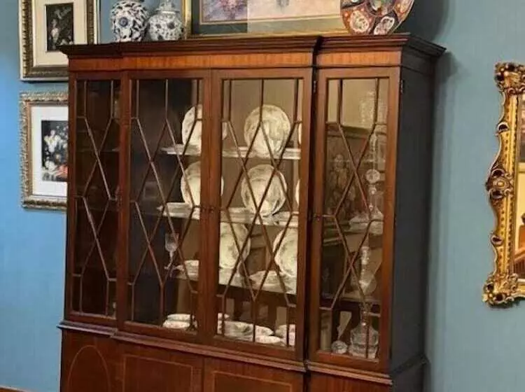 ベッドアンドブレックファースト Woodbine Inn And Restaurant