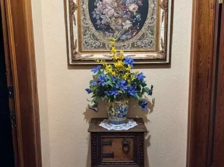 ベッドアンドブレックファースト Woodbine Inn And Restaurant