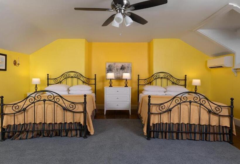 Carlisle House Bed And Breakfast