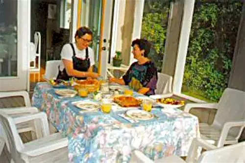 Evergreen Gate Bed And Breakfast