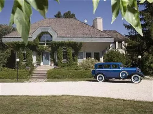 Evergreen Gate Bed And Breakfast