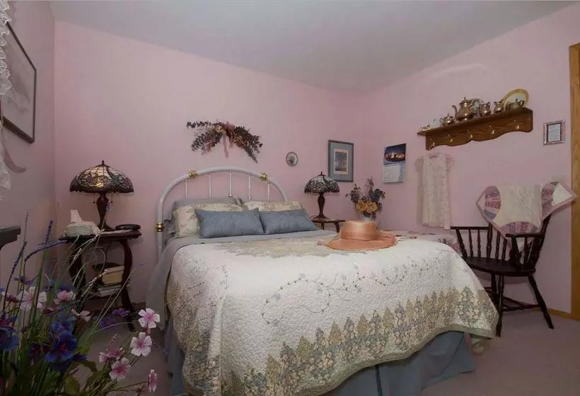 Evergreen Gate Bed And Breakfast