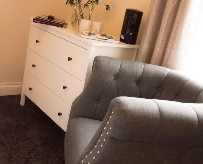 בית מלון כפרי Castle Park