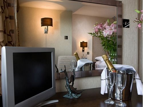 Malin Court Hotel And Restaurant