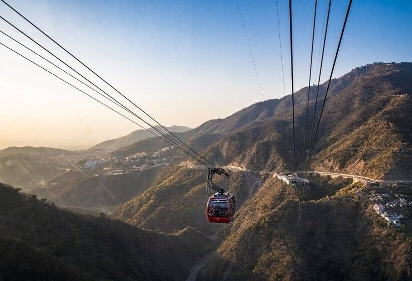 호텔 Moksha Himalaya Spa Resort