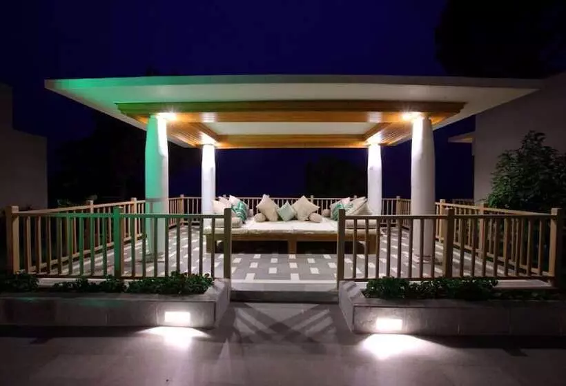 Szálloda Moksha Himalaya Spa Resort